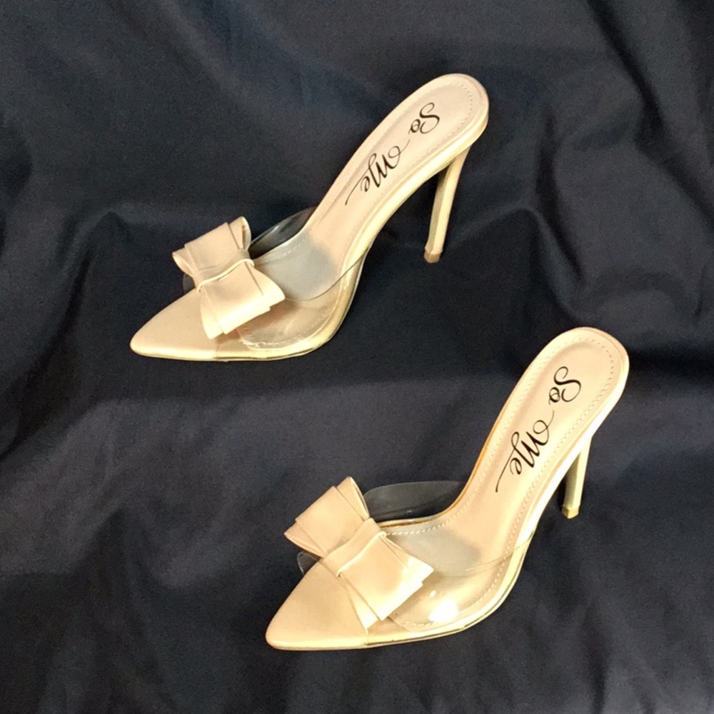 Bebe Cream Heels with Bow Detail
